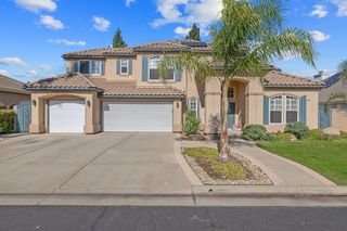 572 E Ahwahnee Avenue, Fresno, CA 93720