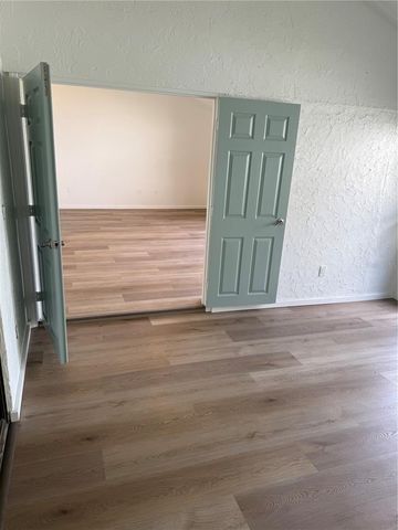 780 SARABAY ROAD 16, Osprey, FL 34229