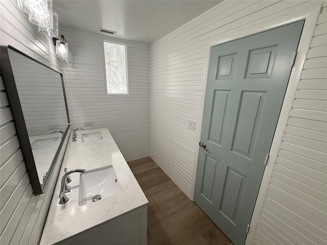 780 SARABAY ROAD 16, Osprey, FL 34229