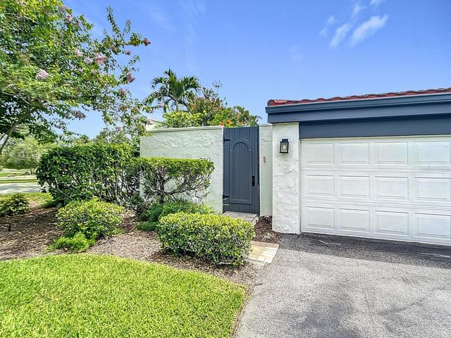 780 SARABAY ROAD 16, Osprey, FL 34229