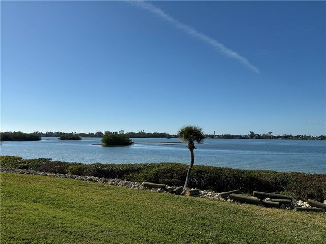 780 SARABAY ROAD 16, Osprey, FL 34229