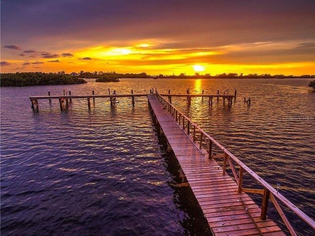 780 SARABAY ROAD 16, Osprey, FL 34229