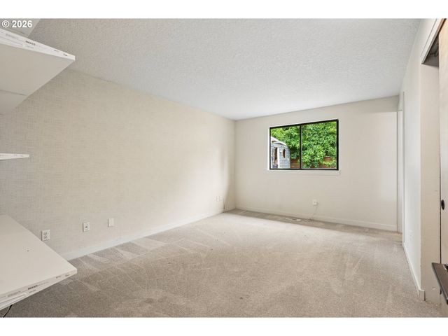 1611 Nw ANGELINE Ct, Gresham, OR 97030