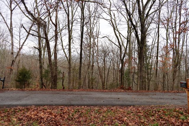 234 W End Dr, Waverly, TN 37185