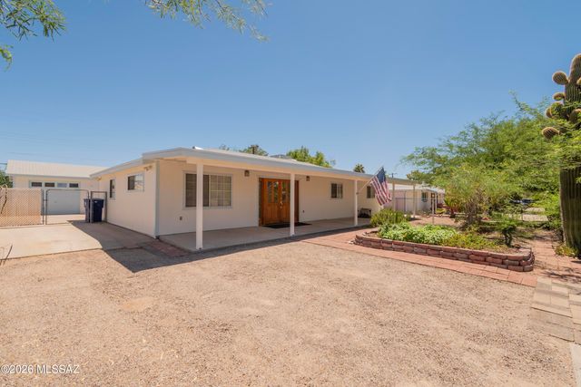 6202 E Timrod Street, Tucson, AZ 85711