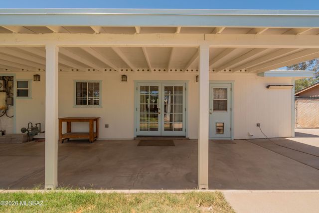 6202 E Timrod Street, Tucson, AZ 85711