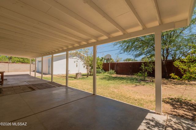 6202 E Timrod Street, Tucson, AZ 85711