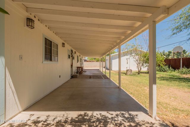 6202 E Timrod Street, Tucson, AZ 85711
