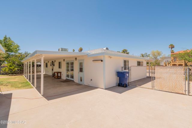 6202 E Timrod Street, Tucson, AZ 85711