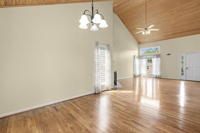 116 Breakwater, N, Hendersonville, TN 37075