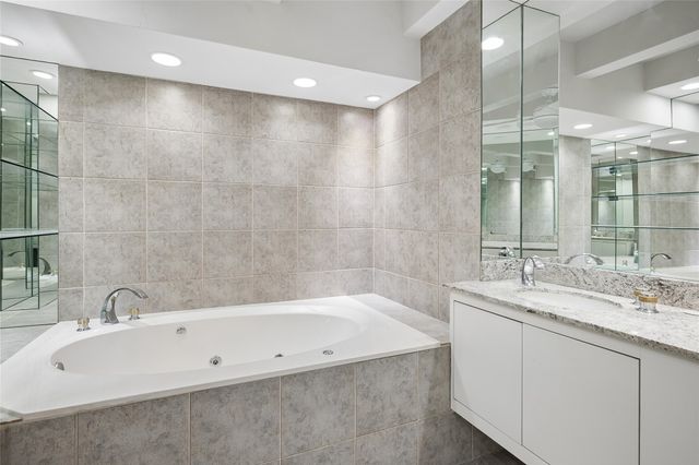 5200 Keller Springs Road 730, Dallas, TX 75248