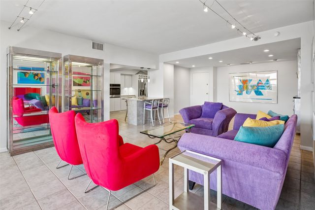 5200 Keller Springs Road 730, Dallas, TX 75248