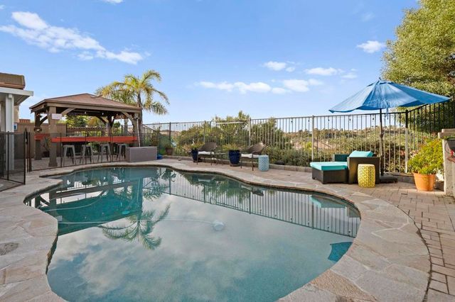 1357 Santa Olivia Rd, Chula Vista, CA 91913