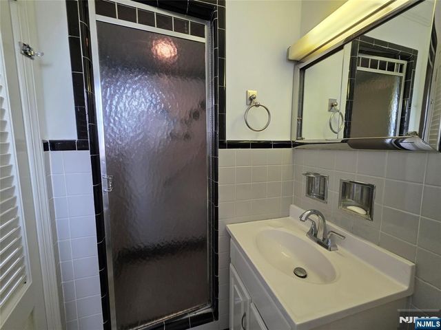 225 Somerset Road, Norwood, NJ 07648