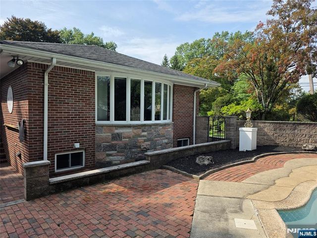 225 Somerset Road, Norwood, NJ 07648