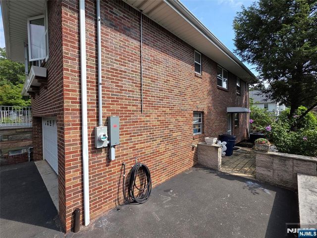 225 Somerset Road, Norwood, NJ 07648