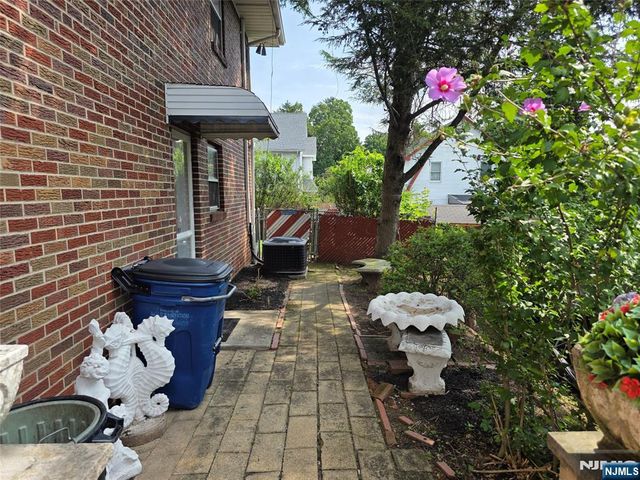 225 Somerset Road, Norwood, NJ 07648