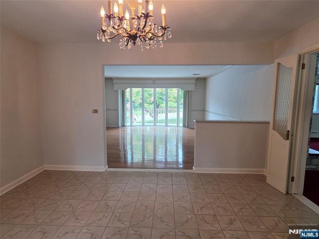 225 Somerset Road, Norwood, NJ 07648