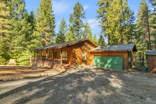 1400 Sunshadows Dr, Pollock Pines, CA 95726