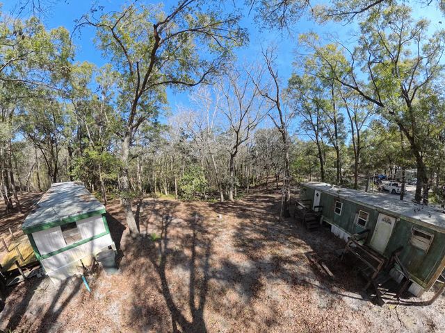 72 April Court, Freeport, FL 32439