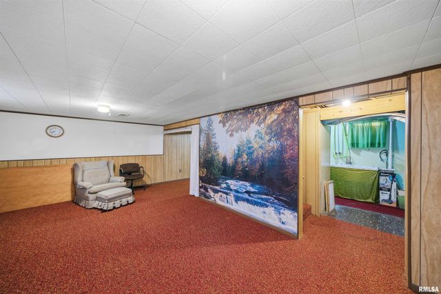 916 W WALNUT Street, Chillicothe, IL 61523