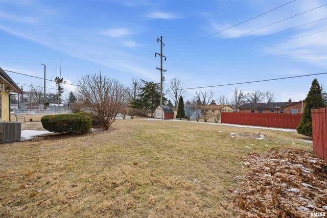 916 W WALNUT Street, Chillicothe, IL 61523