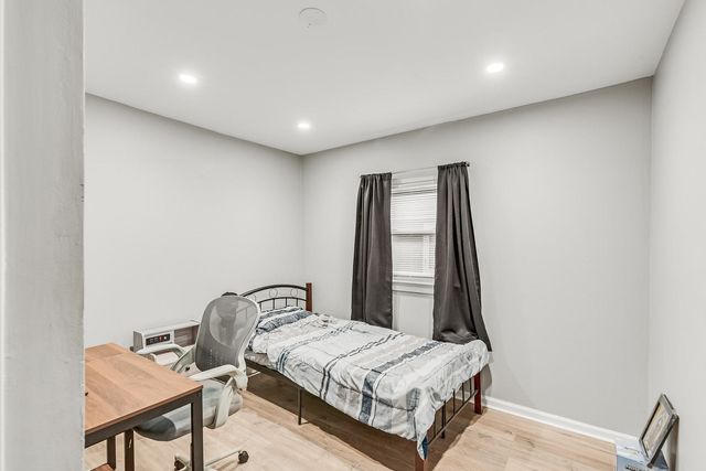 373 N Hemlock Avenue, Wood Dale, IL 60191