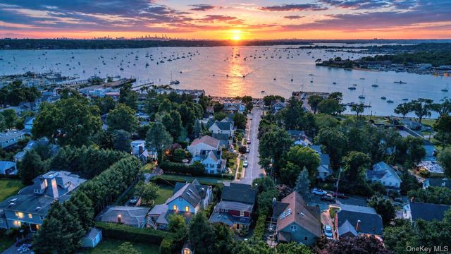 15 Jackson Street, Port Washington, NY 11050