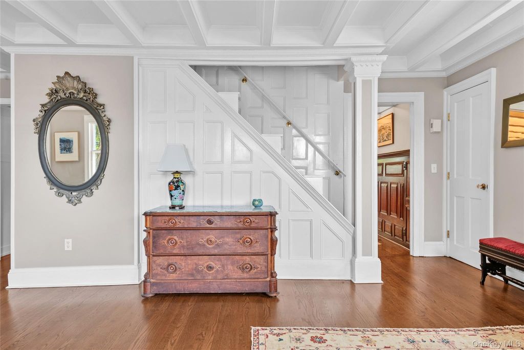 15 Jackson Street, Port Washington, NY 11050 — photo 2