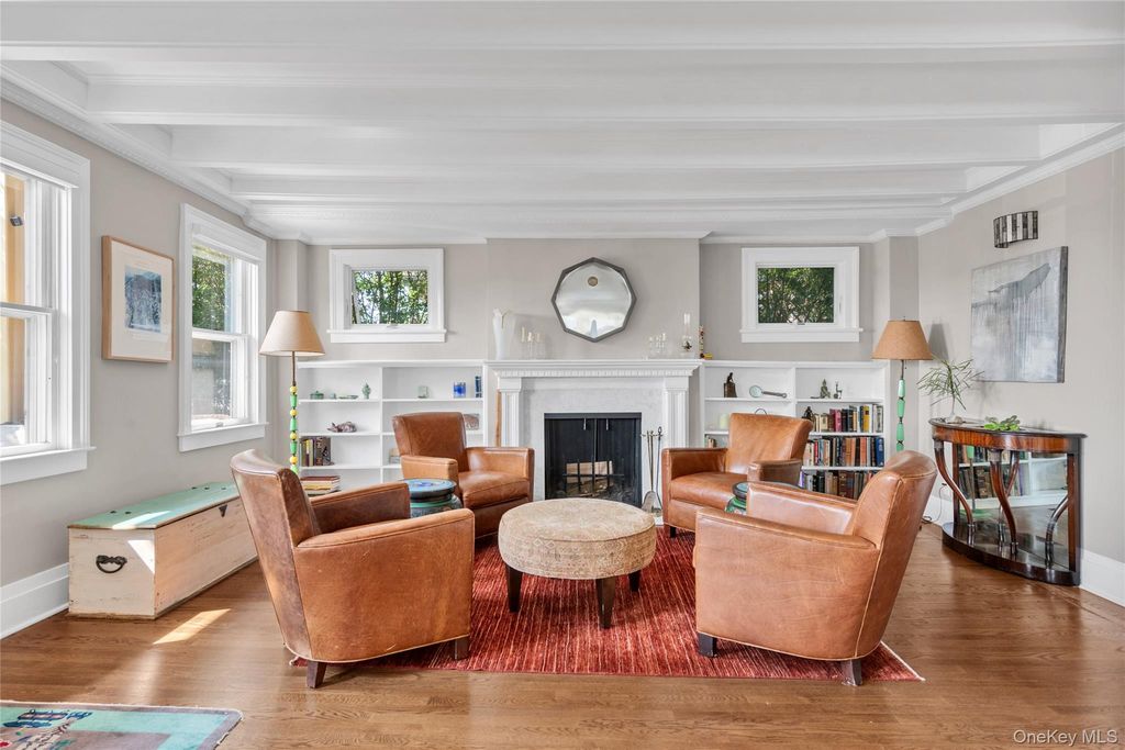 15 Jackson Street, Port Washington, NY 11050 — photo 5