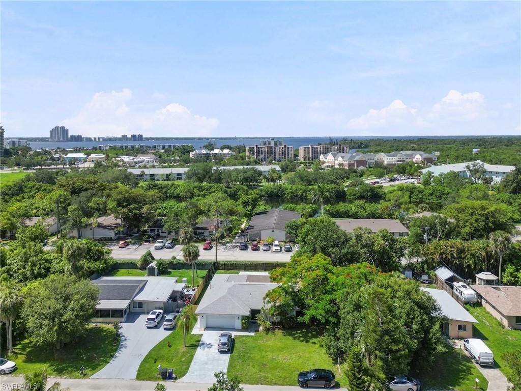 8071 Cleaves RD, NORTH FORT MYERS, FL 33903 — photo 2