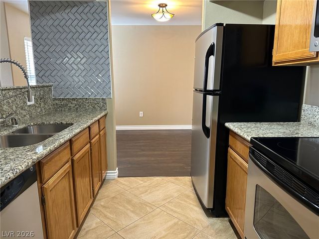 7255 West Sunset Road 2078, Las Vegas, NV 89113