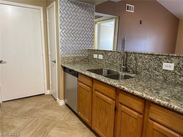 7255 West Sunset Road 2078, Las Vegas, NV 89113