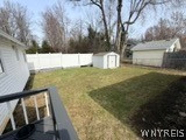 5893 Lakeview Terrace, Hamburg, NY 14085