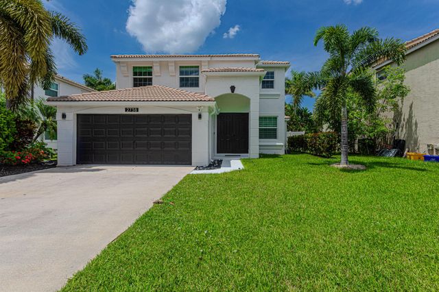 2738 Misty Oaks Circle Royal Circle, Royal Palm Beach, FL 33411
