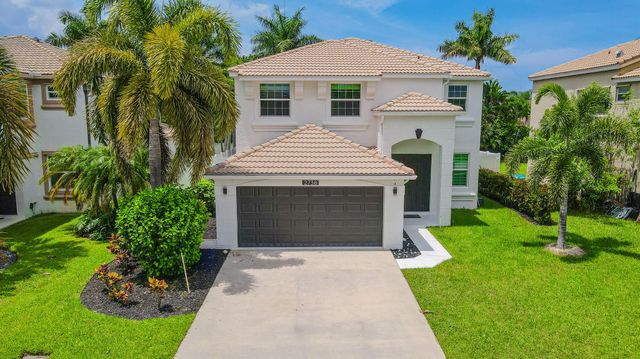 2738 Misty Oaks Circle Royal Circle, Royal Palm Beach, FL 33411