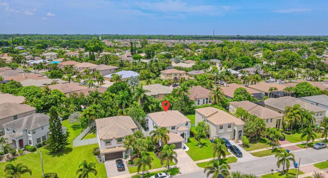 2738 Misty Oaks Circle Royal Circle, Royal Palm Beach, FL 33411