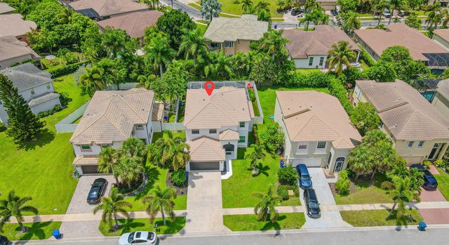 2738 Misty Oaks Circle Royal Circle, Royal Palm Beach, FL 33411