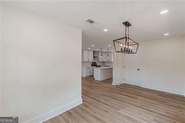 525 Rosemont Drive, Decatur, GA 30032