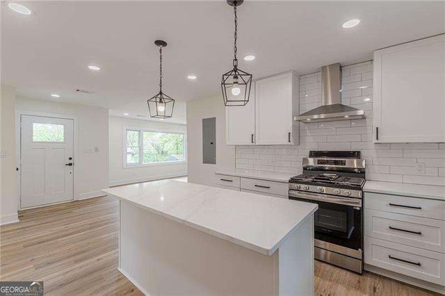 525 Rosemont Drive, Decatur, GA 30032