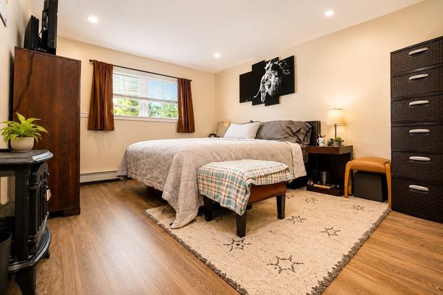668 Robbins Ave 3, Dracut, MA 01826