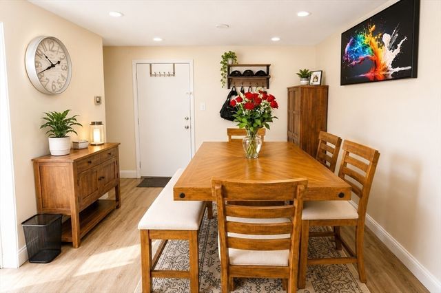 668 Robbins Ave 3, Dracut, MA 01826