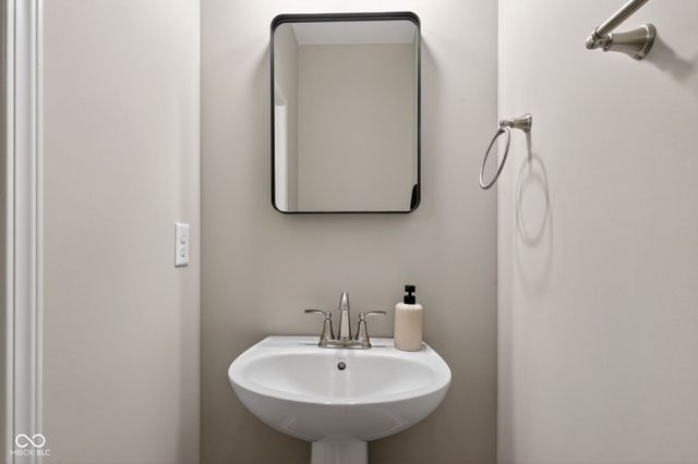 20007 Chatham Green Drive, Westfield, IN 46074