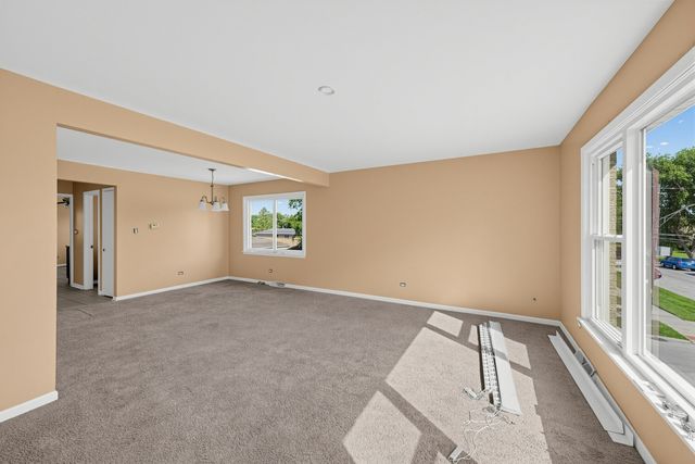 370 Prairie Avenue, Calumet City, IL 60409