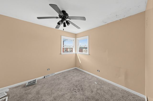 370 Prairie Avenue, Calumet City, IL 60409