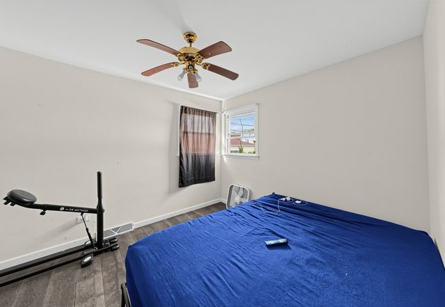 370 Prairie Avenue, Calumet City, IL 60409