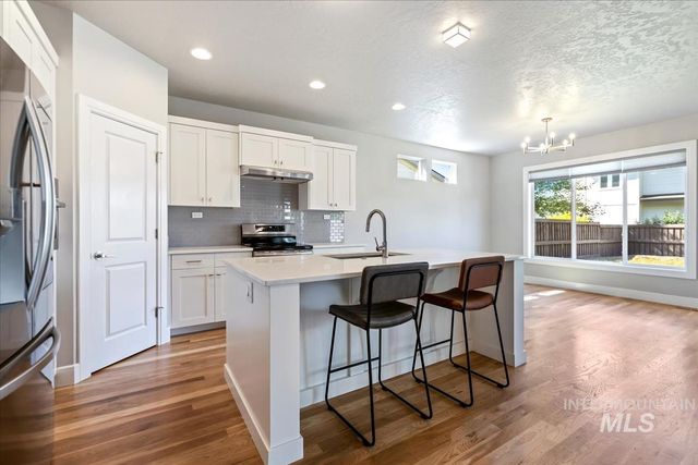 3332 W Ladle Rapids Ct., Meridian, ID 83646