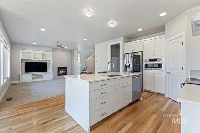 3332 W Ladle Rapids Ct., Meridian, ID 83646