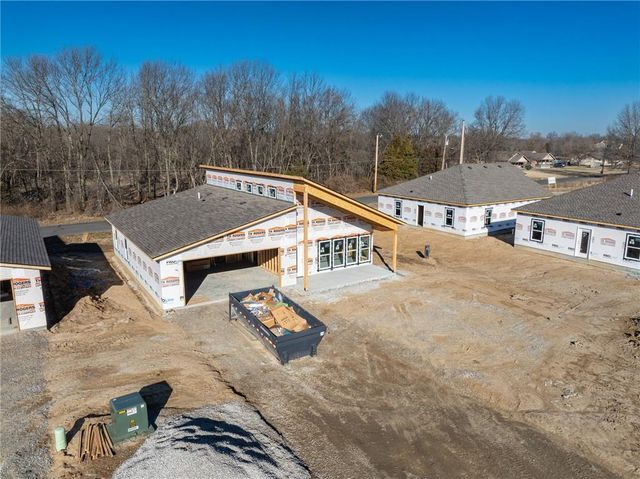 1503 Ashton Way, Pittsburg, KS 66762