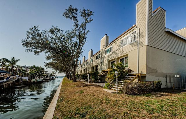 433 S PAULA DRIVE 17, Dunedin, FL 34698